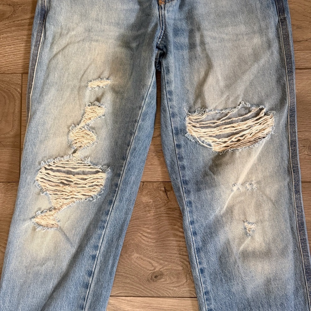 CLOSED Light Blue Distressed Women's Straight Leg Jeans Size 25 - Picture 5 of 8
